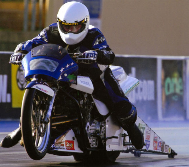 Rob Cassar plans to go ballistic this weekend aboard his nitrous-fed Kawasaki as the Aeroflow Sportsman Drag Racing Championship heads to Fuchs South Coast Raceway in Portland, Victoria. As a Victorian racer Cassar has done many kilometres of travelling to chase championship rounds in the past and is eager for the return of championship drag racing to his home state for the first time since 2001.